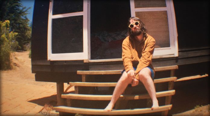 Jardín Mojado Estrena Su Nuevo Sencillo “Eterno” Y El Video Oficial De “Volver Al Mar” Jardín Mojado Estrena Su Nuevo Sencillo "Eterno" Y El Video Oficial De "Volver Al Mar"