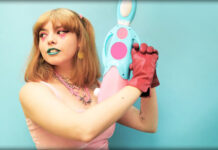 Mia Loops Revive El Futurismo Pop Con Su Sencillo “AY!” Mia Loops Revive El Futurismo Pop Con Su Single "Ay!"