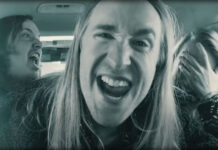 Velvet Insane Lanza Su Nuevo Álbum “Rock ‘N’ Roll Glitter Suit” Y El Video Oficial De “Riding The Skyways” Velvet Insane Lanza Su Nuevo Álbum "Rock 'N' Roll Glitter Suit" Y El Video Oficial De "Riding The Skyways"