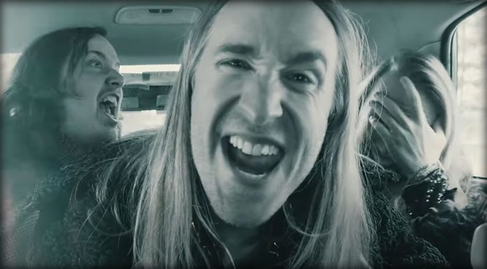 Velvet Insane Lanza Su Nuevo Álbum “Rock ‘N’ Roll Glitter Suit” Y El Video Oficial De “Riding The Skyways” Velvet Insane Lanza Su Nuevo Álbum "Rock 'N' Roll Glitter Suit" Y El Video Oficial De "Riding The Skyways"