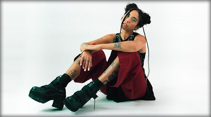 Indigo De Souza Presenta Su Nuevo Sencillo “Real Pain” Indigo De Souza Presenta Su Nuevo Sencillo "Real Pain"