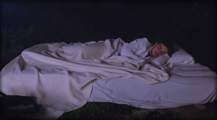 Juan Pablo Zola Estrena Su Nuevo Sencillo Y Video "Cuando Veas La Luna"