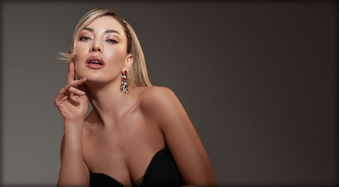 Julieth Mejía Presenta Su Sencillo Y Video Debut "Los Amo A Los Dos"