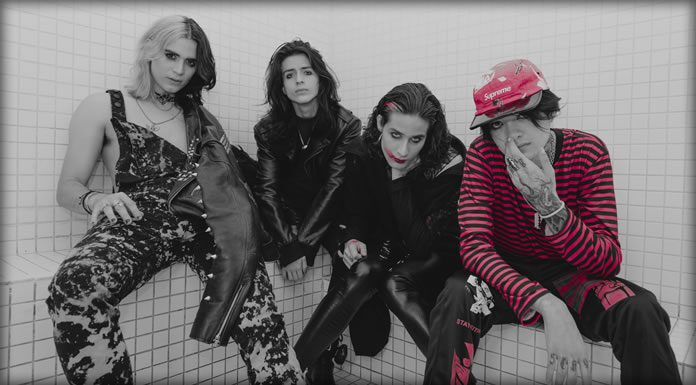 Wiplash Presenta Su Nuevo Sencillo “Roto” Wiplash Presenta Su Nuevo Sencillo "Roto"