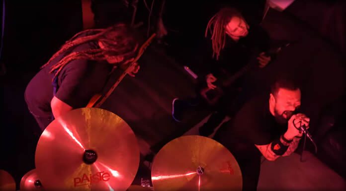 Breaking In A Sequence Comparte El Video Oficial De Su Nuevo Sencillo “Leave Me Be” Breaking In A Sequence Comparte El Video Oficial De Su Nuevo Sencillo "Leave Me Be"