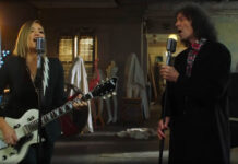 Gilbert O’Sullivan Anuncia Nuevo Álbum “Driven” Y Estrena El Primer Sencillo Y Video “Take Love” Ft. KT Tunstall Gilbert O'Sullivan Anuncia Nuevo Álbum "Driven" Y Estrena El Primer Sencillo Y Video "Take Love" Ft. KT Tunstall