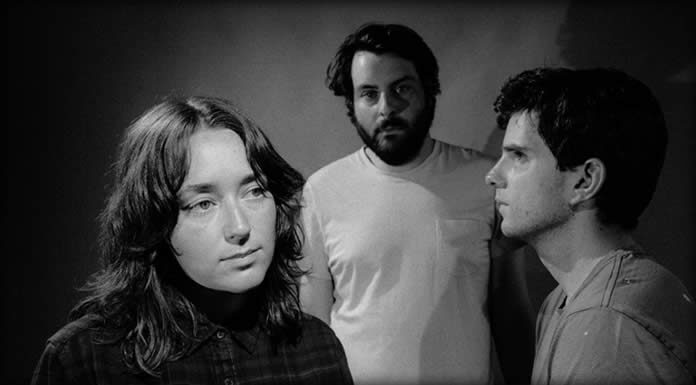 Art Moore Anuncia Su Álbum Debut Homónimo Y Estrena El Video Y Sencillo “Muscle Memory” Art Moore Anuncia Su Álbum Debut Homónimo Y Estrena El Video Y Sencillo " Muscle Memory"