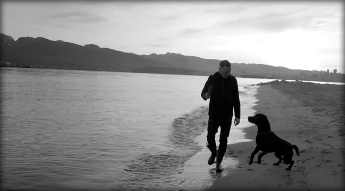 Bryan Adams Comparte Su Nuevo Sencillo Y Video "These Are The Moments That Make Up My Life"