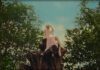 Carly Rae Jepsen Estrena Su Nuevo Sencillo Y Video "Western Wind"