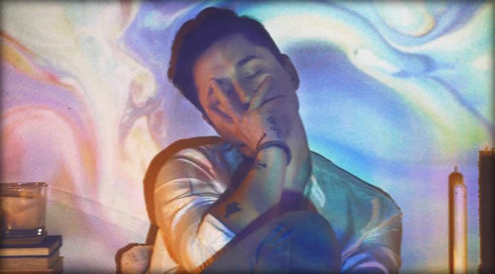 Max John Avalon Lanza Nuevo Sencillo: "It Was A Light That I Saw"