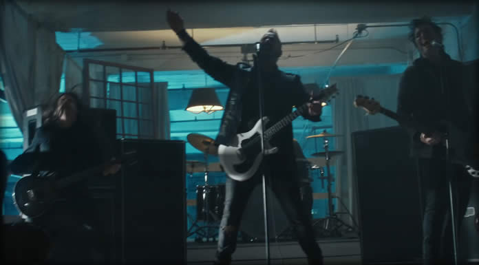 Saint Asonia Estrena Su Nuevo Sencillo Y Video "Above It All" Primer Adelanto De "Introvert"