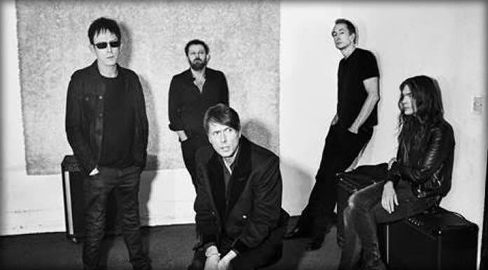 Suede Anuncia Nuevo Álbum: “Autofiction” Y Estrena El Primer Sencillo “She Still Leads Me On” Suede Anuncia Nuevo Álbum: "Autofiction" Y Estrena El Primer Sencillo "She Still Leads Me On"