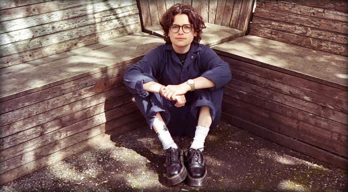 Bells Larsen Presenta Su Nuevo Sencillo Y Video: “People Who Mean So Much To Me” Bells Larsen Presenta Su Nuevo Sencillo Y Video: "People Who Mean So Much To Me"