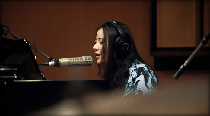 Calista Kazuko Estrena Su Nuevo Sencillo Y Video En Vivo: "So Much Love"