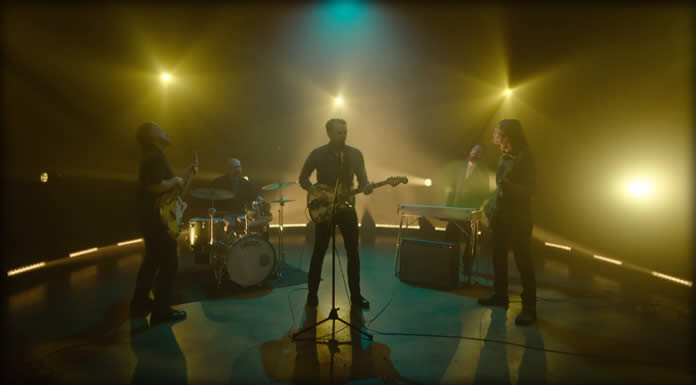 Death Cab For Cutie Estrena Su Nuevo Sencillo Y Video: "Here To Forever"