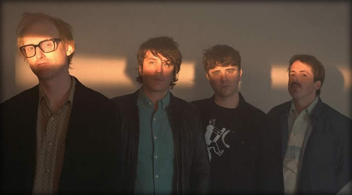 Kiwi Jr. Estrena Su Nuevo Sencillo Y Lyric Video: "The Extra Sees The Film"