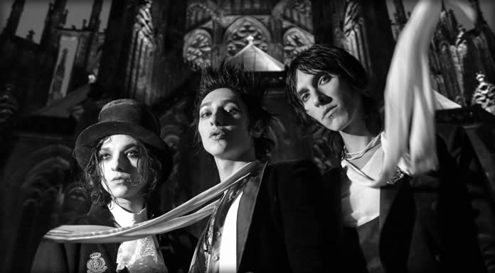 Palaye Royale Estrena Su Nuevo Sencillo: “Fever Dream” Palaye Royale Estrena Su Nuevo Sencillo: "Fever Dream"