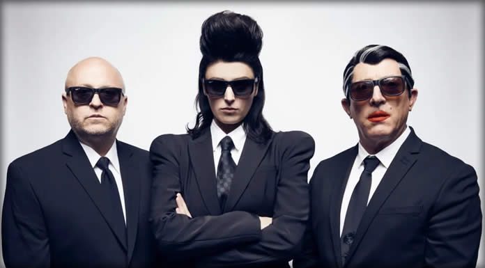 Puscifer Presenta Reversiones De: “Bullet Train To Iowa” + ”The Underwhelming” Por Billy Howerdel & James Iha Puscifer Presenta Reversiones De: “Bullet Train To Iowa” + ”The Underwhelming” Por Billy Howerdel & James Iha