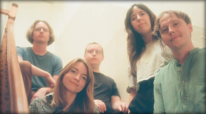 Why Bonnie Presenta Su Nuevo Sencillo Nowhere, LA