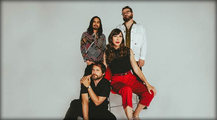 Silversun Pickups Estrenan Su Nuevo Sencillo Y Video: "Alone On A Hill"