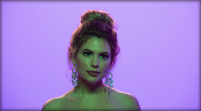 Bri Oglu Presenta Su Nuevo Sencillo: “Slowly” Bri Oglu Presenta Su Nuevo Sencillo: “Slowly”