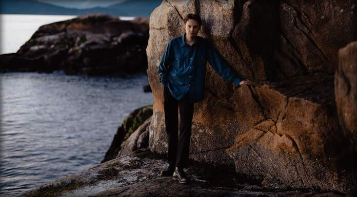 Colyn Cameron Estrena Su Nuevo Sencillo: “Sweet Relief” Colyn Cameron Estrena Su Nuevo Sencillo: “Sweet Relief”