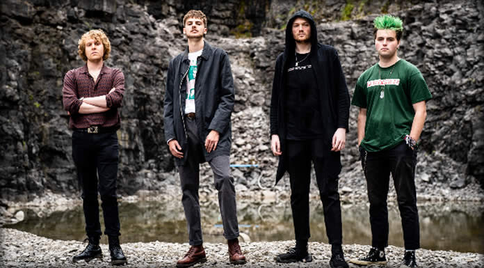 Desenser Presenta Su Nuevo Sencillo Y Video: "Passing, Fade Away"