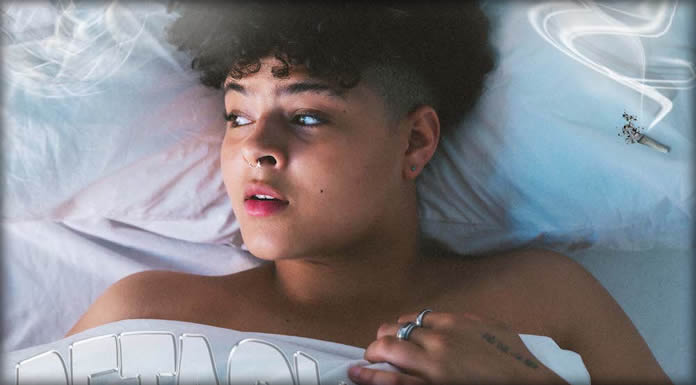 Jazmine Flowers Regresa Con Su Nuevo Sencillo: "Detached"