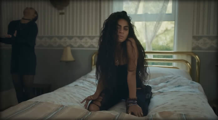 Jessie Reyez Presenta Su Nuevo Sencillo Y Video: “Mutual Friend” Jessie Reyez Presenta Su Nuevo Sencillo Y Video: “Mutual Friend”