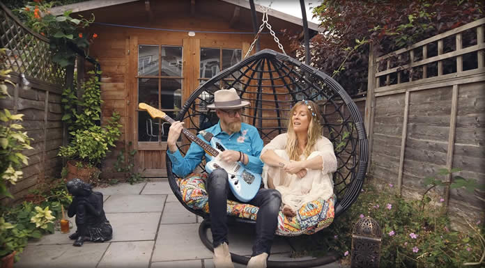 Karamelien Estrena Su Nuevo Sencillo Y Video: "Ascension Heights" Ft. Top Topham (Yardbirds)