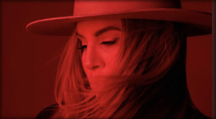 Kiki Holli Presenta Su Nuevo Sencillo: “Play To Lose” Kiki Holli Presenta Su Nuevo Sencillo: "Play To Lose"