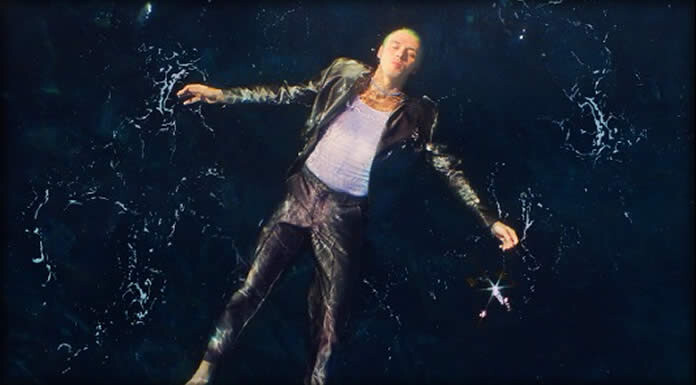 Lauv Estrena Su Nuevo Álbum: “All 4 Nothing” Y El Video Oficial De “Stranger” Lauv Estrena Su Nuevo Álbum: "All 4 Nothing" Y El Video Oficial De "Stranger"