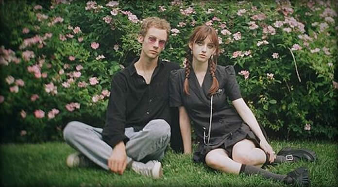 Little Fuss Estrena El Sencillo Y Lyric Video: “Girls At Parties” Canción Principal De Su Álbum Debut Little Fuss Estrena El Sencillo Y Lyric Video: “Girls At Parties” Canción Principal De Su Álbum Debut