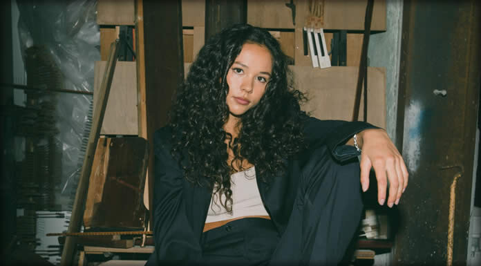 YDE Presenta Su Nuevo Sencillo Y Video: “People Can Change” YDE Presenta Su Nuevo Sencillo Y Video: “People Can Change”