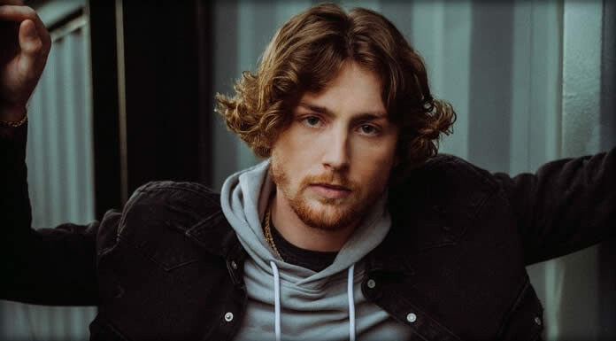 Bailey Zimmerman Estrena Su Nuevo Sencillo Y Lyric Video: “Never Leave”