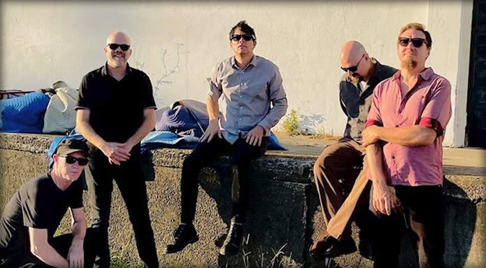 Candy Coffins Estrena El Video Oficial De Su Sencillo: "Every Day A Fresh Atrocity"