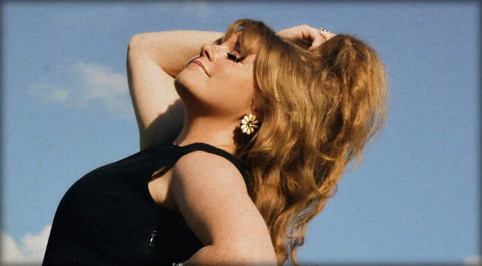 Deidre Thornell Estrena Su Nuevo Sencillo Y Lyric Video: "Ohio"