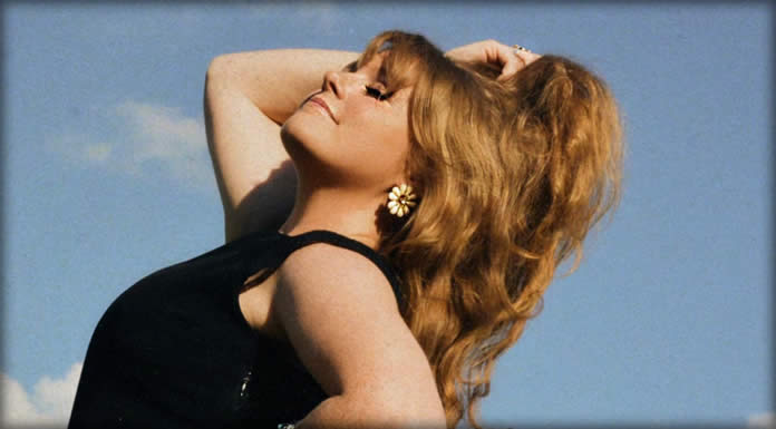 Deidre Thornell Estrena Su Nuevo Sencillo Y Lyric Video: "Ohio"
