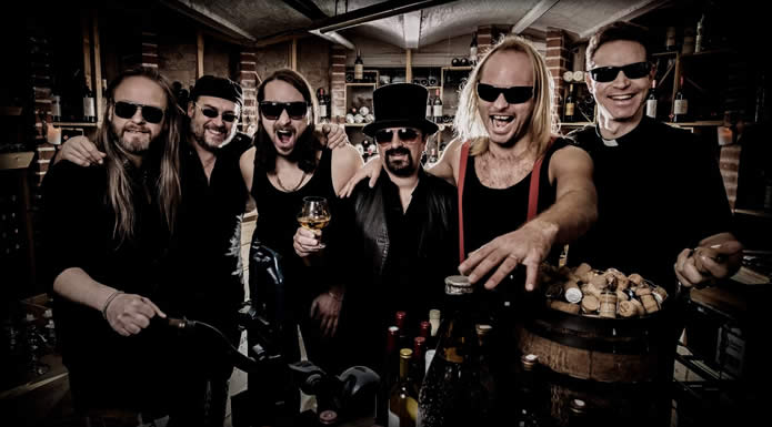 Finnegan’s Hell Presenta Su Nuevo Sencillo Y Video: “One Finger Salute” Finnegan's Hell Presenta Su Nuevo Sencillo Y Video: "One Finger Salute"