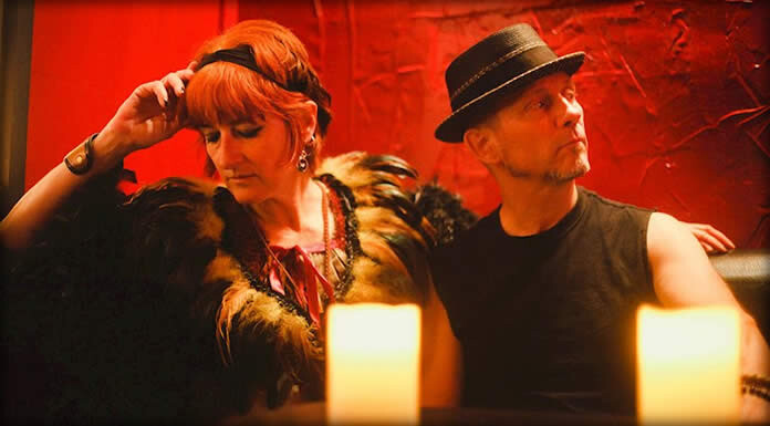 Frenchy And The Punk Presentan Su Nuevo Sencillo: "Mon Souvenir"