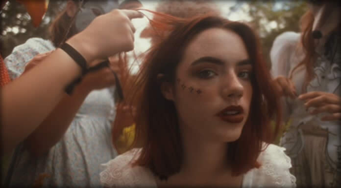 Genevieve Stokes Presenta El Video Oficial De Su Sencillo: “Habits” Genevieve Stokes Presenta El Video Oficial De Su Sencillo: “Habits”
