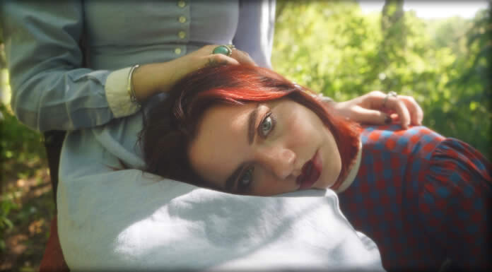 Genevieve Stokes Presenta Su Nuevo Sencillo: “Habits” Genevieve Stokes Presenta Su Nuevo Sencillo Y Video: “Habits”