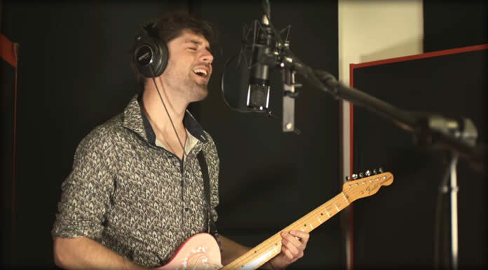 Gonza Maass Estrena Su Nuevo Sencillo Y Video: "Tuya"