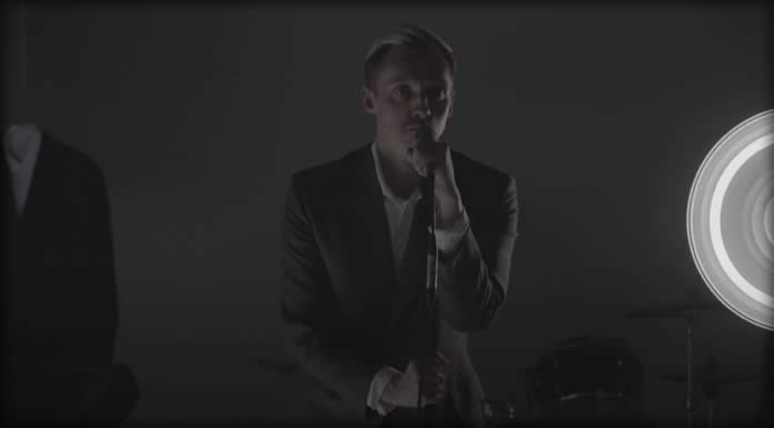 Hamish Hawk Estrena Su Nuevo Sencillo Y Video: "Think Of Us Kissing"