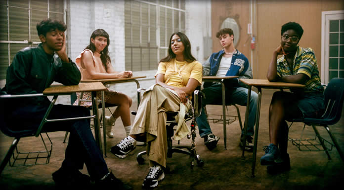 Hope Tala Estrena El Video Oficial De Su Sencillo “Leave It On The Dancefloor”