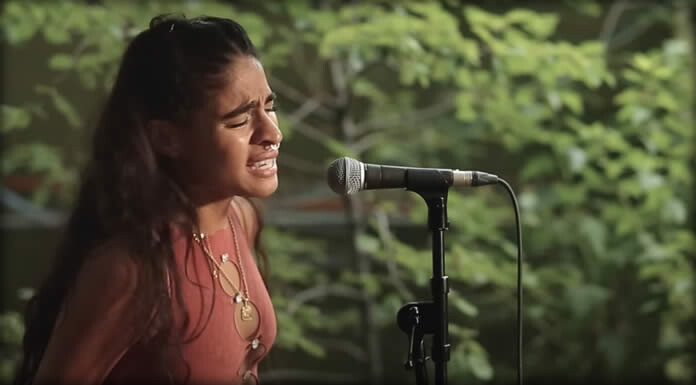 Jessie Reyez Comparte El Video Acústico De Su Nuevo Sencillo: “Mutual Friend” Jessie Reyez Comparte El Video Acústico De Su Nuevo Sencillo: “Mutual Friend”