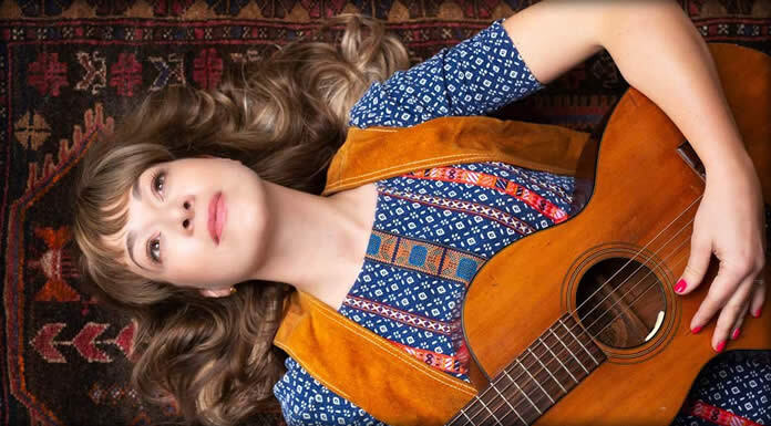 Jill Barber Estrena El Sencillo Y Video: "Instant Cash For Gold" Primer Adelanto De "Homemaker"