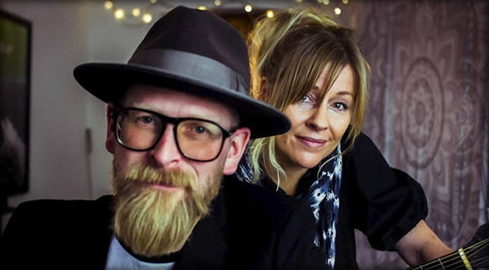 Karamelien Presenta Su Nuevo Sencillo Y Video: “Lionhearts” Karamelien Presenta Su Nuevo Sencillo Y Video: "Lionhearts"