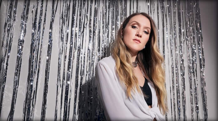 Myra Granberg Estrena Su Nuevo Sencillo: “Grammofon” Myra Granberg Estrena Su Nuevo Sencillo: "Grammofon"