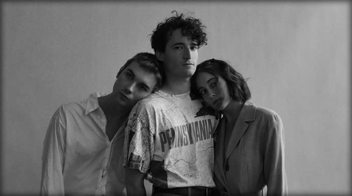 Nation Of Language Regresa Con Su Nuevo Sencillo Y Video: “From The Hill” Nation Of Language Regresa Con Su Nuevo Sencillo Y Video: "From The Hill"